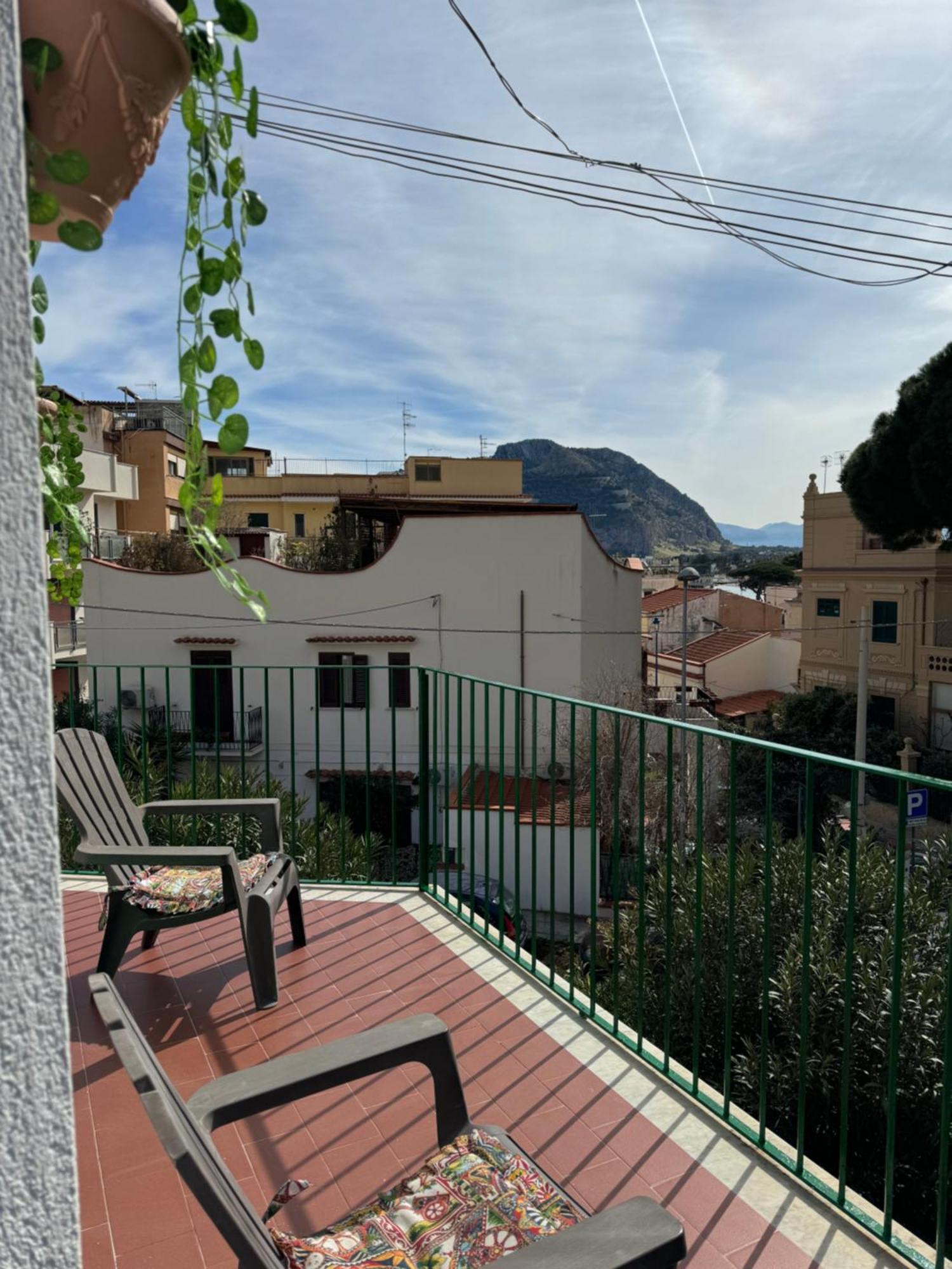 Holiday Mondello Bagian luar foto